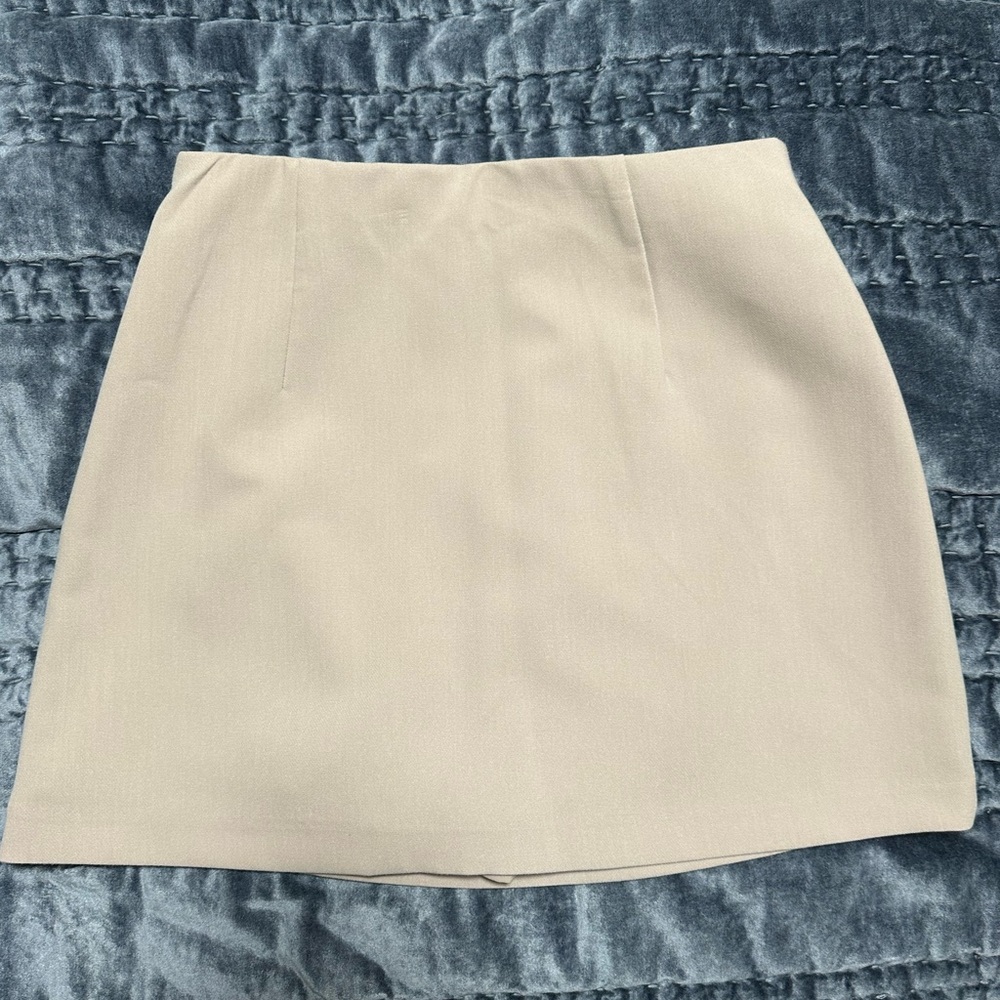 The A&F Scarlett Mini Skort